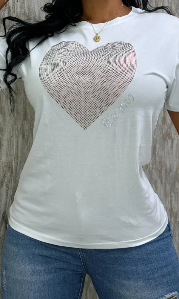 Camiseta oversize corazón de piedras