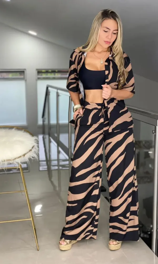 Conjunto pantalon y camisera cebra talla plus