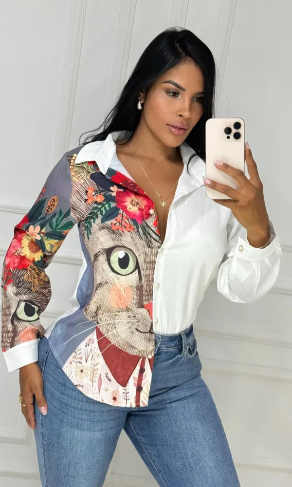 Camisera mitad rostro gato
